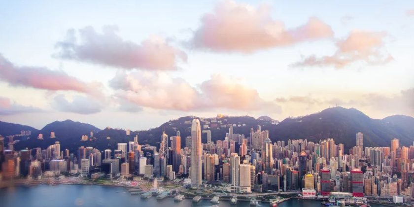 留学香港后如何办理永居？